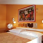 Simon Отель