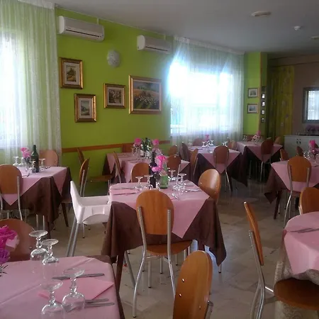 Hotel Simon